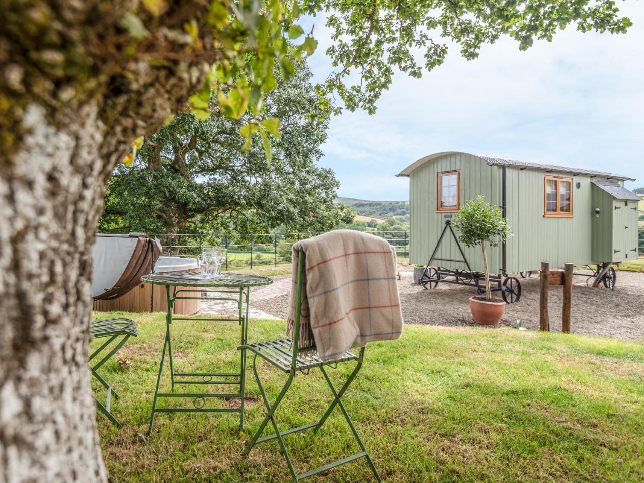 הוילה Llanbadarn Fynydd Padarn'S Hut מראה חיצוני תמונה