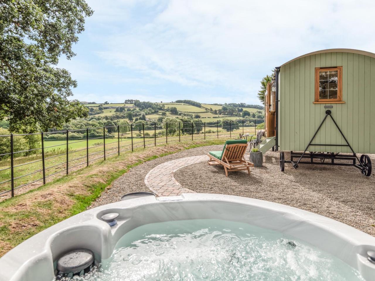 הוילה Llanbadarn Fynydd Padarn'S Hut מראה חיצוני תמונה