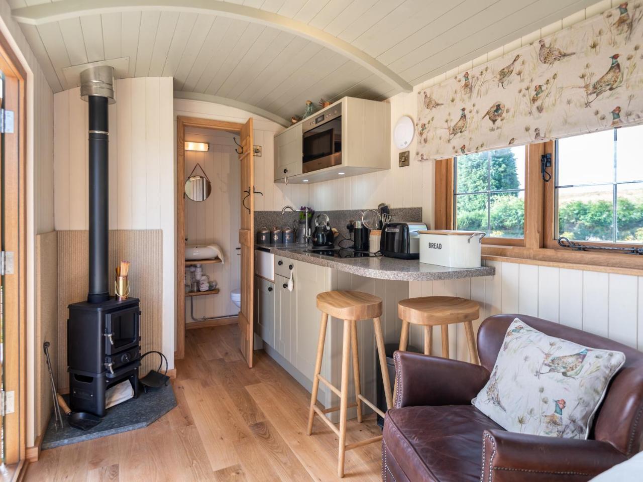 הוילה Llanbadarn Fynydd Padarn'S Hut מראה חיצוני תמונה